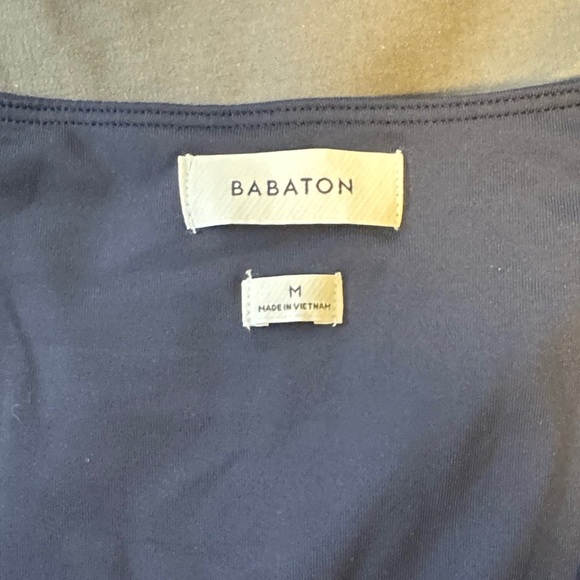 Aritzia Babaton Deep Blue Contour V-Neck Long Sleeve Too - Picture 2 of 4
